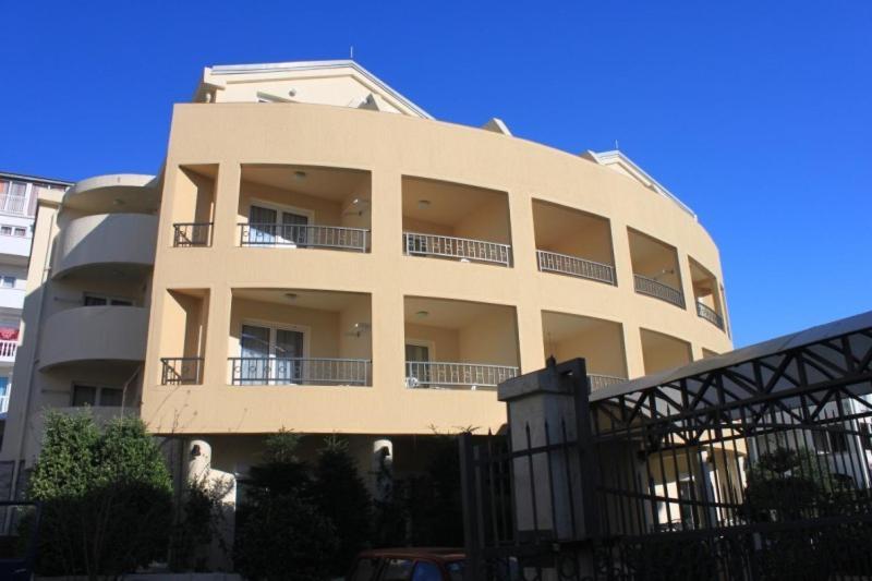 Apartmani Mirenza Budva Bagian luar foto