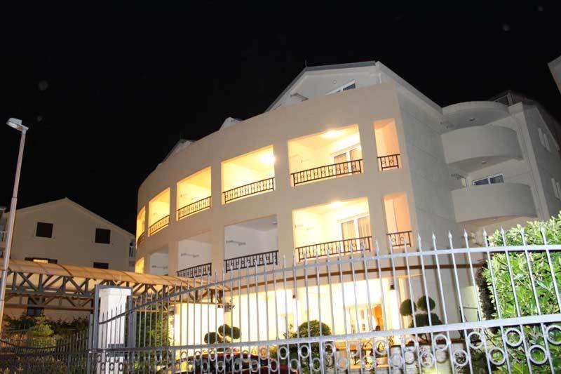 Apartmani Mirenza Budva Bagian luar foto